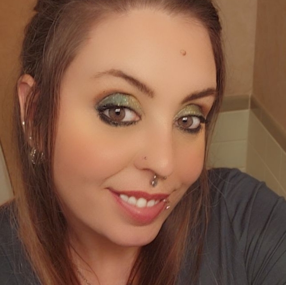 Meet your Posher, Dixie - Picture 3 of 9